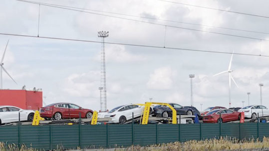 50 car carrier trailers left the Port of Zeebrugge, Belgium carrying Tesla Model 3s for Europe.